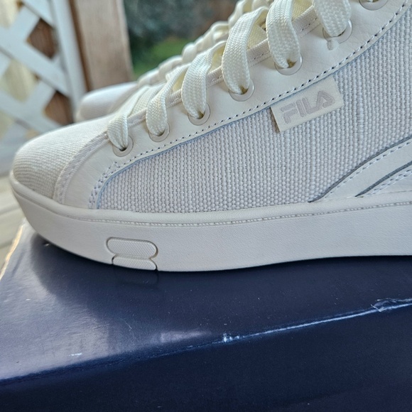 Fila Madina Gardenia Turtledove Leather High Tops Women's 6.5 USA - Picture 9 of 13